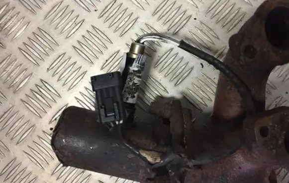 Citroen Xsara Lambda probe sensor 0258003716 8621697