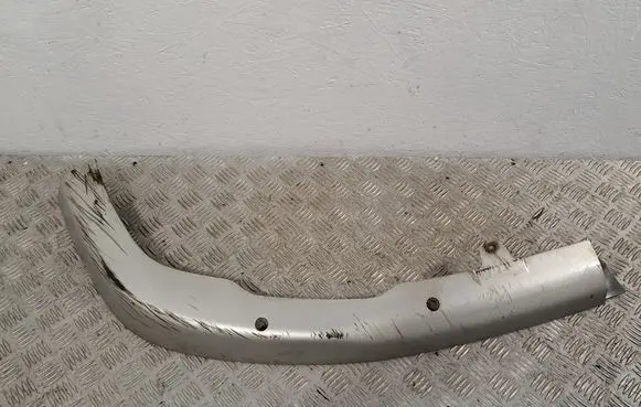 Toyota Corolla Verso AR10 Front bumper lip 768520F020 768520F902
