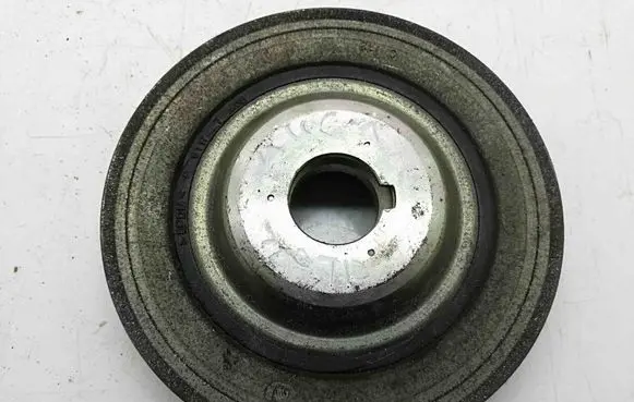 Ford Kuga I Crankshaft pulley