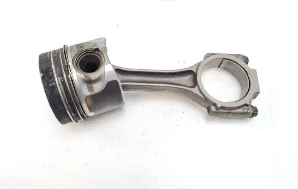 Piston with connecting rod