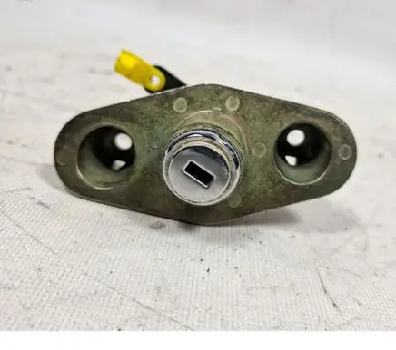 Volvo S80 Tailgate lock latch 