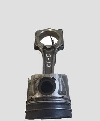 Opel Astra J Piston with connecting rod