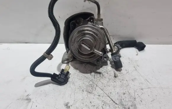 Mercedes-Benz A W169 EGR valve cooler A6401401660