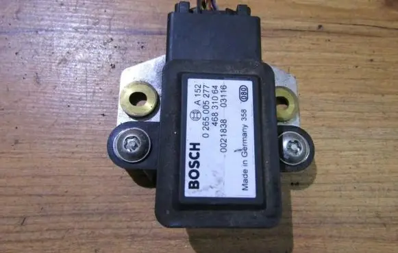 Alfa Romeo 156 ESP acceleration yaw rate sensor 0265005277 46831064