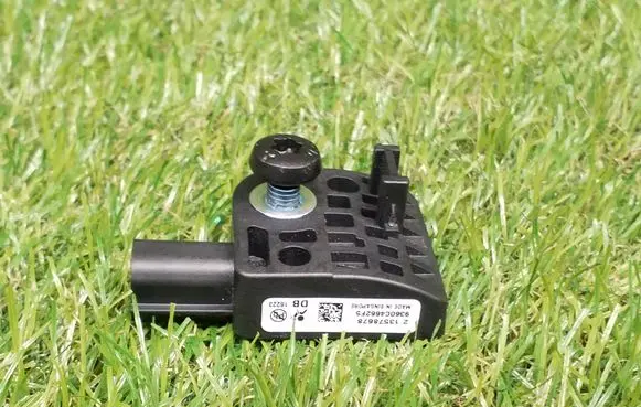 Airbag deployment crash/impact sensor