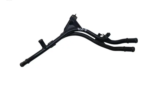 Engine coolant pipe/hose