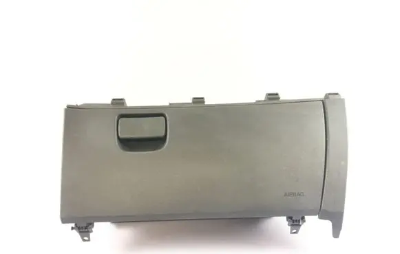 Chevrolet Malibu Glove box 84016370