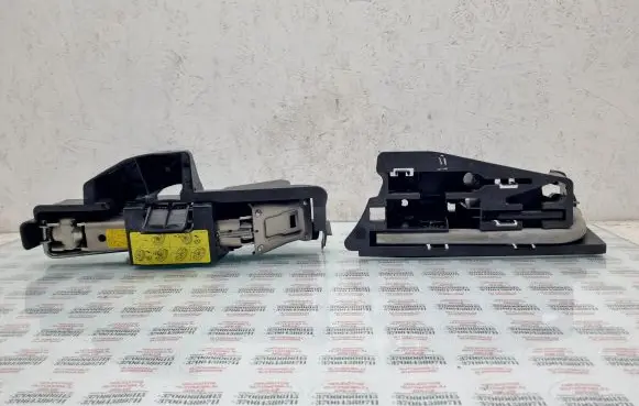 Audi A6 S6 C6 4F Tool set 4F0011031 4F5012111A