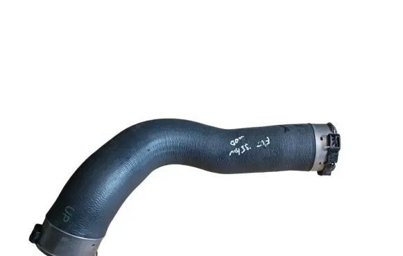 BMW 5 F10 F11 Intercooler hose/pipe