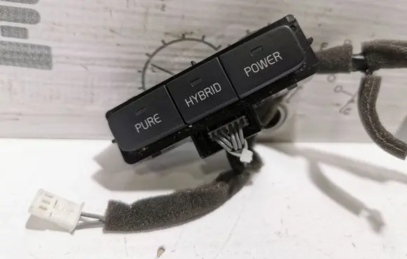 Volvo V60 A set of switches 31343241
