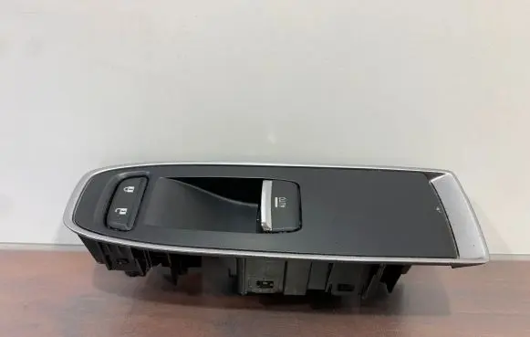 Subaru Ascent Electric window control switch 83071XC20A
