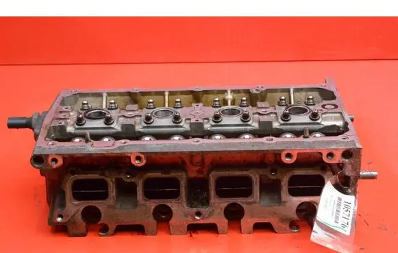 Volkswagen Touran II Engine head 03C103358BF