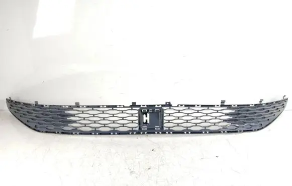 Volkswagen Transporter - Caravelle T7 Front bumper lower grill 7T0853663A