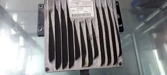Renault Megane II Engine control unit/module 8200259832 8200326910