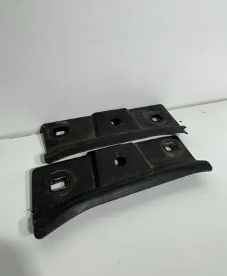 Audi A2 Fender mounting bracket 8Z0821235 8Z0821236
