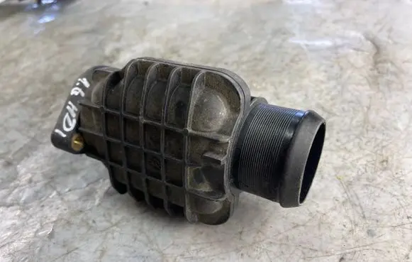 Citroen DS5 Intercooler hose/pipe 9687261180