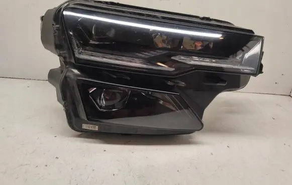 Skoda Karoq Headlight/headlamp