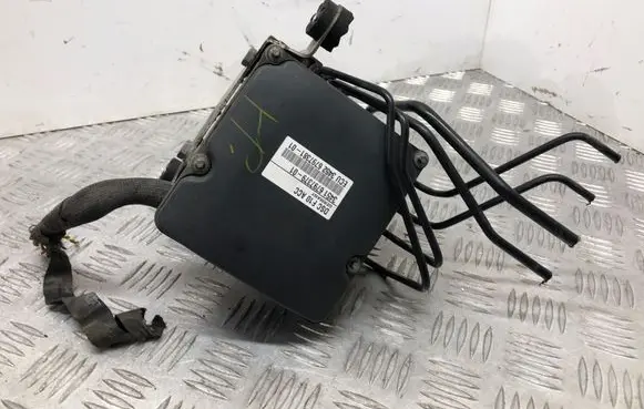 BMW 5 F10 F11 ABS Pump 6797379 6797381