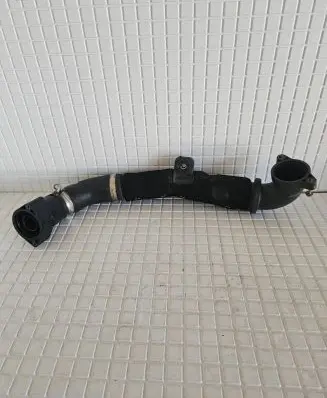 Audi Q3 8U Intercooler hose/pipe 04L145828G 49115