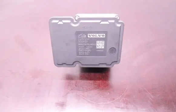Volvo S60 ABS Pump 31329137 P31329137 D240