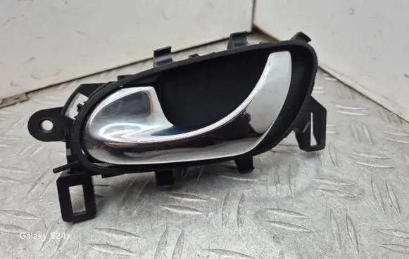 Nissan Qashqai Front door interior handle 806714EA0A