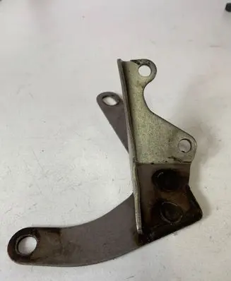BMW 3 E90 E91 Muffler mount bracket/holder 7797589 18207797589
