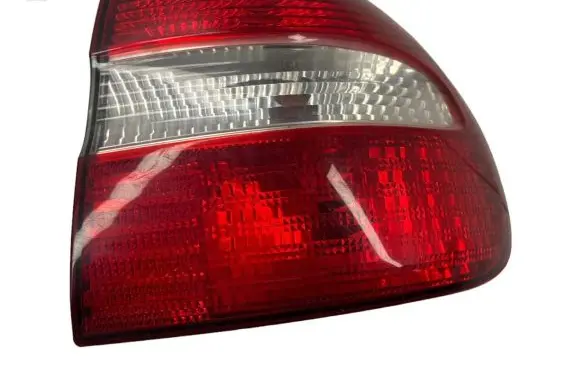 Volvo S40, V40 Rear/tail lights 285902 57865 AIST00