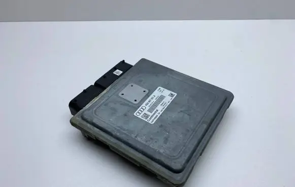 Audi A7 S7 4G Engine control unit/module 4G0907551A 5WP46896