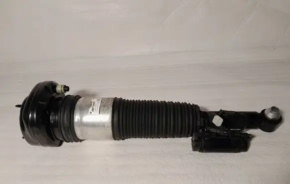 BMW 7 G11 G12 Rear shock absorber with coil spring 79159547915954