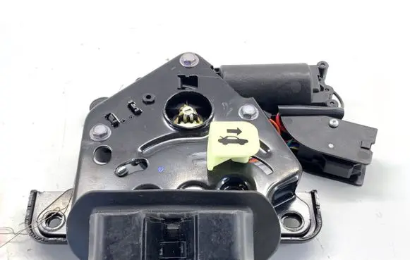 Tesla Model Y Tailgate exterior lock 1500604CNB