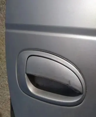 Toyota Avensis T220 Front door exterior handle
