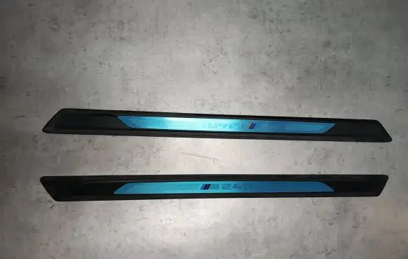 BMW 2 F22 F23 Front door trim (molding) 8058891