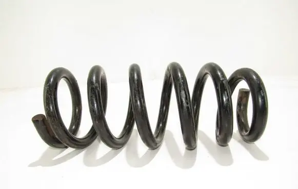Mitsubishi Pajero Front coil spring kodo