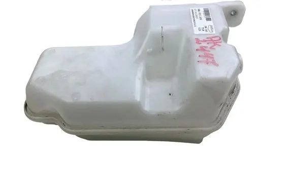 Volkswagen PASSAT B9 Windshield washer fluid reservoir/tank 3WA955448