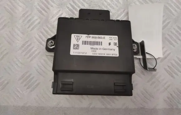 Porsche Cayenne (92A) Voltage converter/converter module 7PP959663E