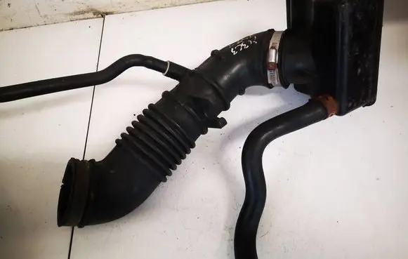 Mazda 323 Air intake hose/pipe bp0113221