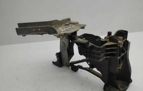 Mercedes-Benz E W213 Side radiator support slam panel A2536210700