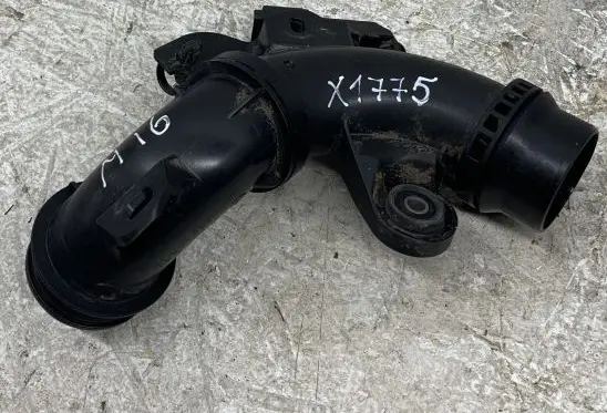 Opel Astra L Clutch pipe/line 9812736080