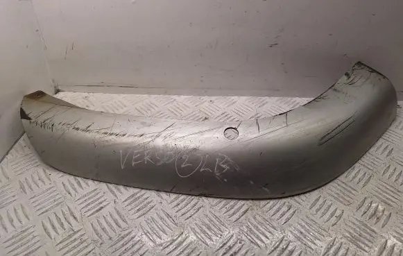 Toyota Corolla Verso AR10 Front bumper lip 768510F901 768510F010