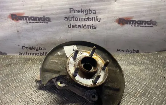 Opel Insignia A Front wheel hub