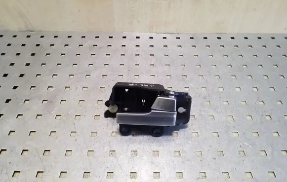 Rear door interior handle