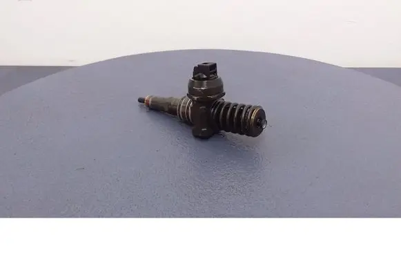 Audi A4 S4 B7 8E 8H Fuel injector 038130073AG