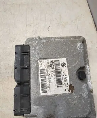 Volkswagen Polo V 6R Engine control unit/module 036906034DD 3S63E3J5D 6160066309