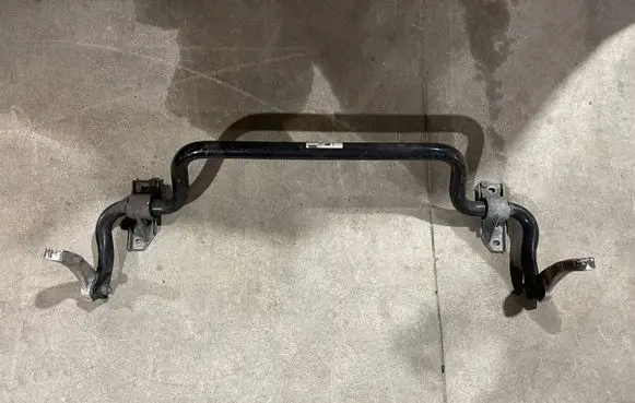Mercedes-Benz C W205 Front anti-roll bar/sway bar A2053230717 A2053230817