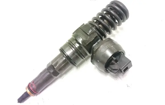 Volkswagen Caddy Fuel injector 038130073BN 0414720313