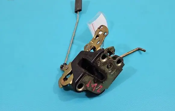 Opel Monterey Tailgate/trunk/boot lock/catch/latch IMPRK1462433