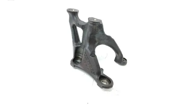 Citroen DS5 Engine mounting bracket 9687262980