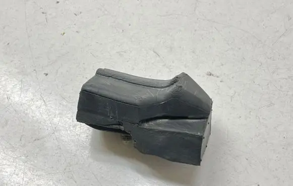 Volkswagen Golf VII Other engine bay part 5G0864760B
