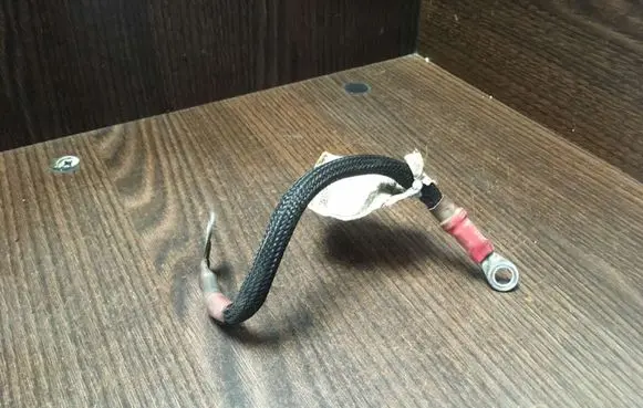 Fiat Fiorino Positive cable (battery) 1368111080