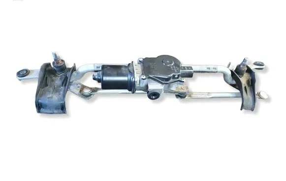Mazda 3 III Front wiper linkage and motor BHS26737X WM07C 4Y06